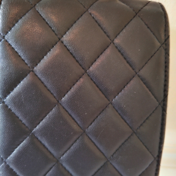 CHANEL Black Quilted Leather Phone Holster - Picture 6 of 16